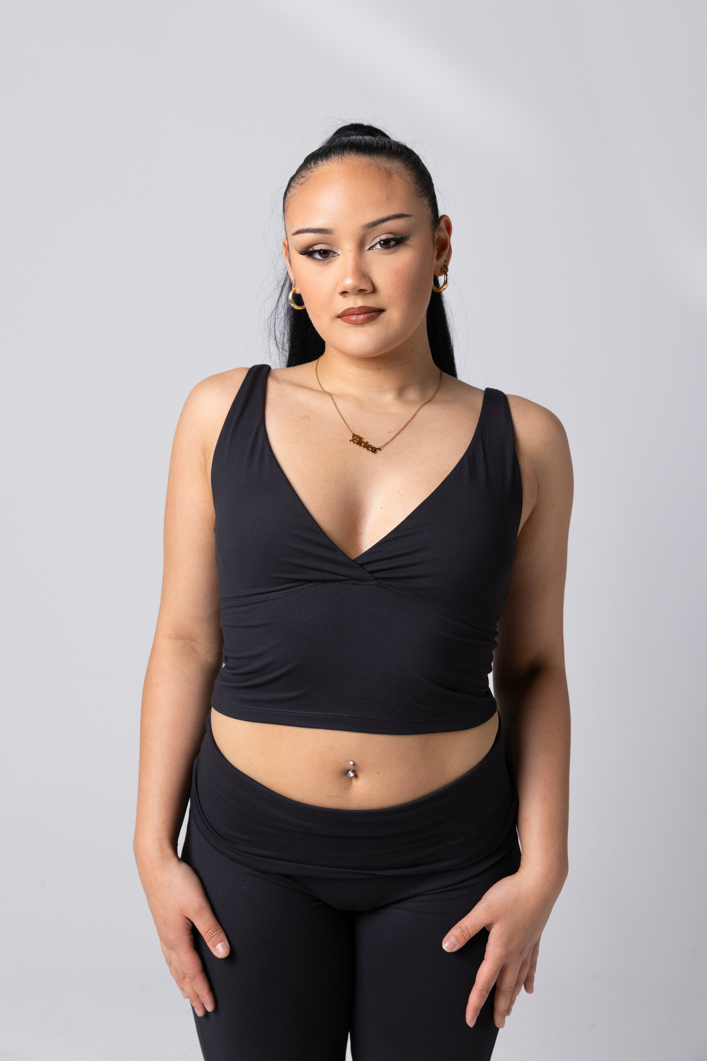 Onyx Lounge Top