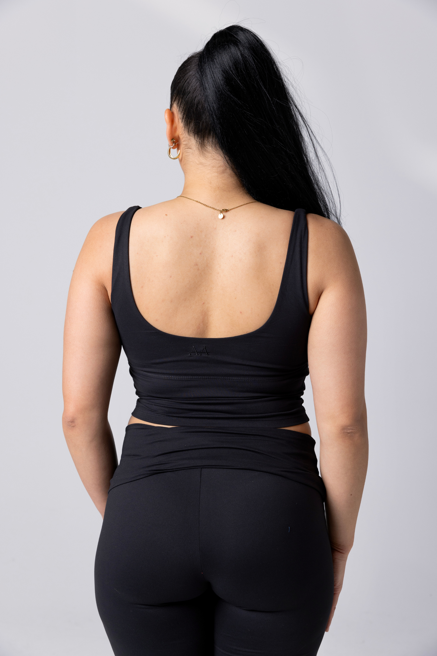 Onyx Lounge Top